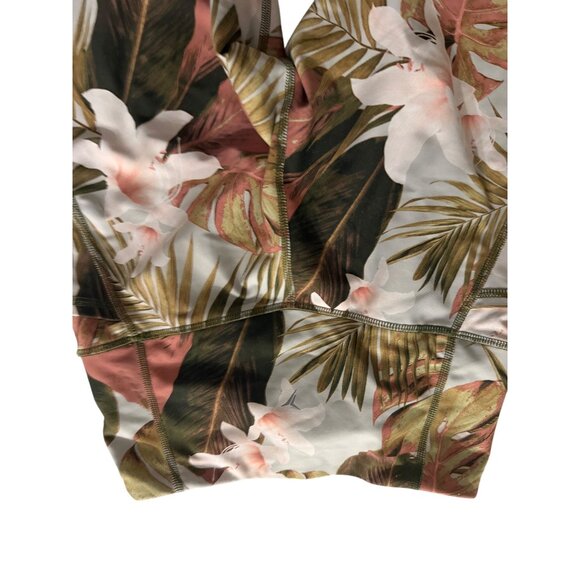 OLD NAVY Active Powersoft Floral Tropical Bike Shorts Size Small - Picture 4 of 8